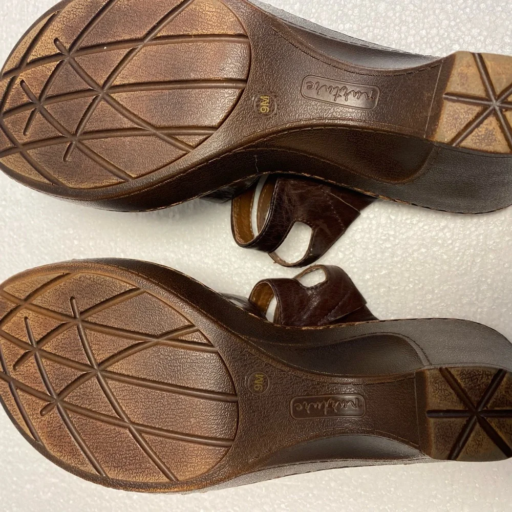 Nurture leather wedge sandals - Picture 10 of 11